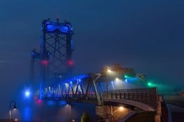 Memorial Bridge by Sharon Seaward