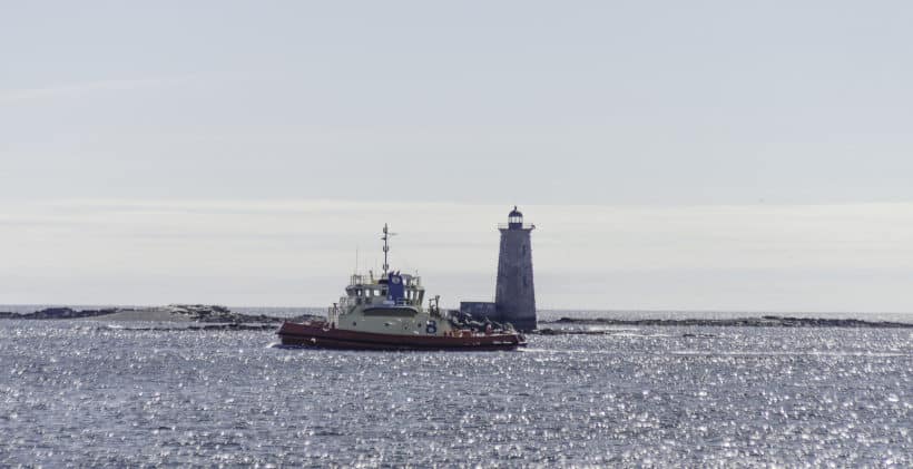 tug portsmouth harbor