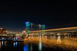 memorial bridge night