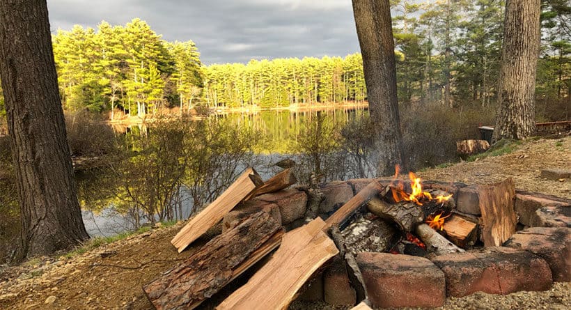 pawtuckaway lake campfire