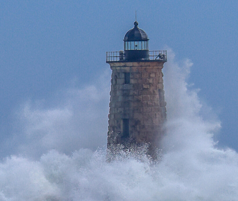 whaleback lighthouse nh