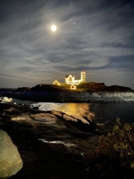 nubble lighthouse