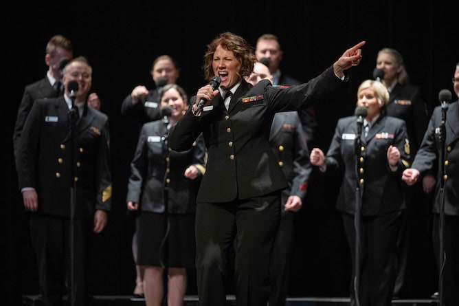 navy band sea chanters