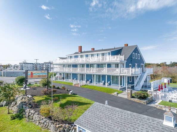 935 ocean beachside inn