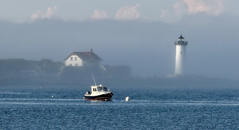 boat lighthouse new castle nh
