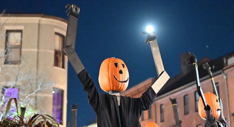 portsmouth nh halloween scarecrows